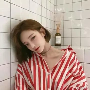 月球